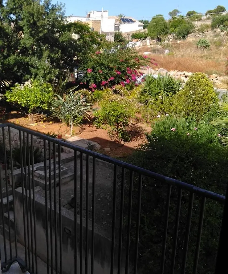 I Mennuli Apartamento Custonaci 0*,